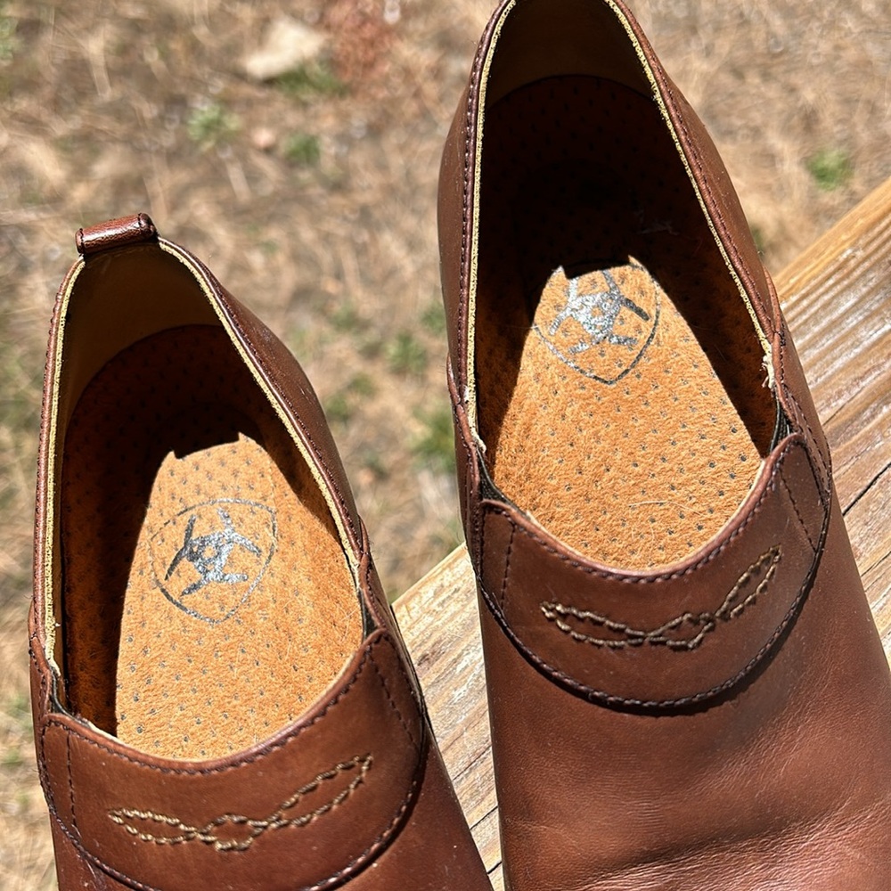 Ariat - Picture 3 of 5